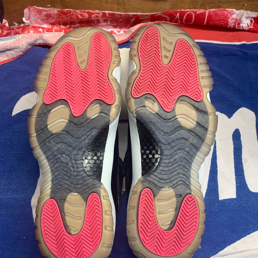 Jordan XI Infared - Picture 6 of 7